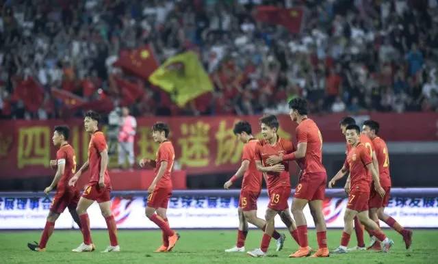  摩纳哥青春风暴来袭，客场爆冷击败传统强队