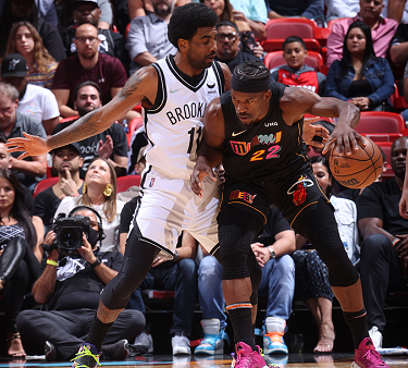  阿德巴约统治禁区，热火主场大胜篮网巩固排名