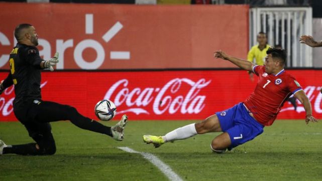  杜塞尔多夫中场控制乏力，连续失球错失良机