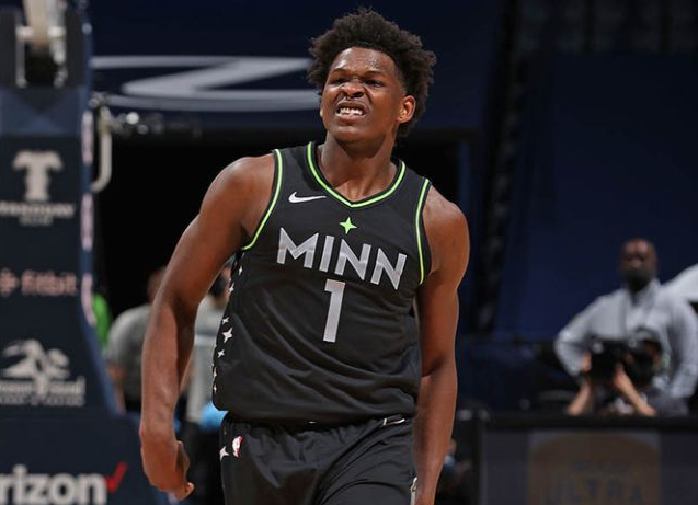  爱德华兹新秀爆发森林狼爆冷擒公牛